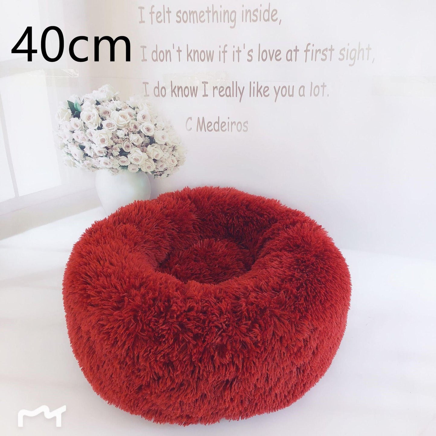 Cozy Haven: Luxurious Round Pet Bed For Winter Comfort