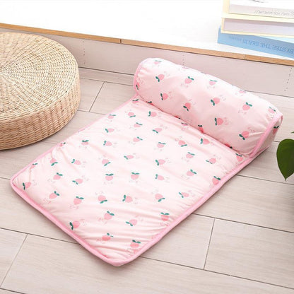Cool Paws Chill Zone: Breathable Ice Silk Pet Mat For Ultimate Summer Comfort